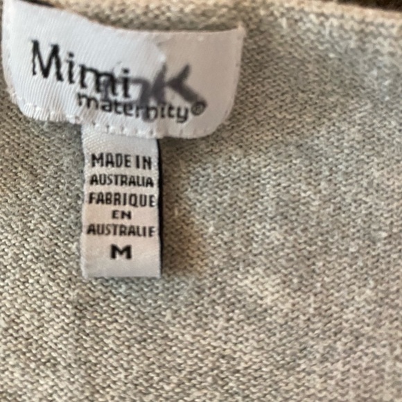 Mimi Maternity sweater vest in gray. Size M - Picture 2 of 2